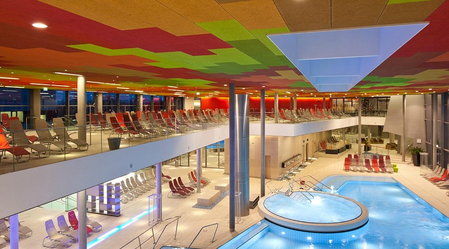 Therme Wien, ιαματικά λουτρά Βιέννης, θερμικές πισίνες Βιέννη, spa στη Βιέννη, textile free Αυστρία, σάουνες Therme Wien, Saunastein, Oberlaa, ιαματικό νερό Oberlaa, Therme Wien Med, υδροθεραπεία Βιέννη, ευεξία στην Αυστρία, Ιαματικά Ταξίδια, ΙΑΜΑΤΟΓΡΑΦΙΑ, Κωνσταντίνος Βαϊτσαράς