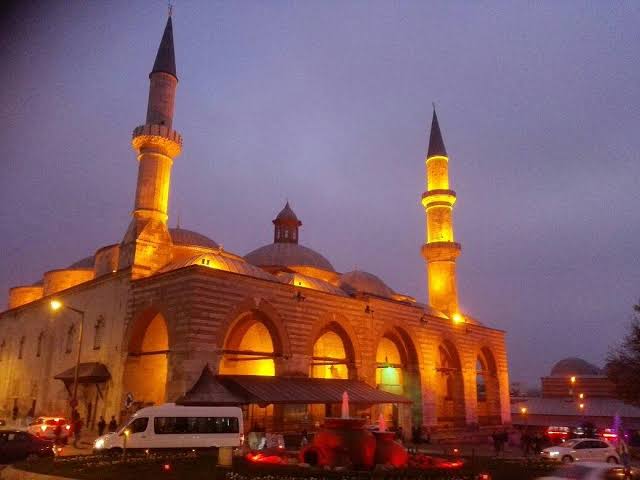 Saray Hamamı, Saray Hamami Edirne, Ανδριανούπολη, Edirne, Τουρκικό Μπάνιο, τουρκικό χαμάμ, Χαμάμ, hammam, hamam, λουτρά, Ιαματικά Λουτρά, Ιαματικά Ταξίδια, ταξίδια, υγεία, ευεξία, ψυχική υγεία, σώμα και υγεία, παραδοσιακό χαμάμ, οθωμανικό χαμάμ, τελετουργία χαμάμ, kese, köpük, μασάζ με αφρό, Οθωμανική Αυτοκρατορία, Ελλάδα, Τουρκία, Κωνσταντίνος Βαϊτσαράς, ΙΑΜΑΤΟΓΡΑΦΙΑ, θερμαλισμός, λουτρική παράδοση, πολιτιστικός τουρισμός.