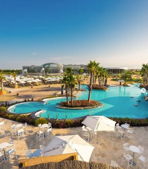 Therme București, Therme Bucharest, Θέρμε Βουκουρέστι, Ρουμανία, Βουκουρέστι, Ιαματικά Λουτρά, λουτρά, θερμά λουτρά, γεωθερμικό νερό, θερμαλισμός, σάουνα, Aufguss, wellness, ευεξία, υγεία, ψυχική υγεία, σώμα και υγεία, ταξίδια, ιαματικός τουρισμός, Ιαματικά Ταξίδια, Κωνσταντίνος Βαϊτσαράς, ΙΑΜΑΤΟΓΡΑΦΙΑ, Elysium, The Palm, θερμικό νερό, spa Ρουμανία.